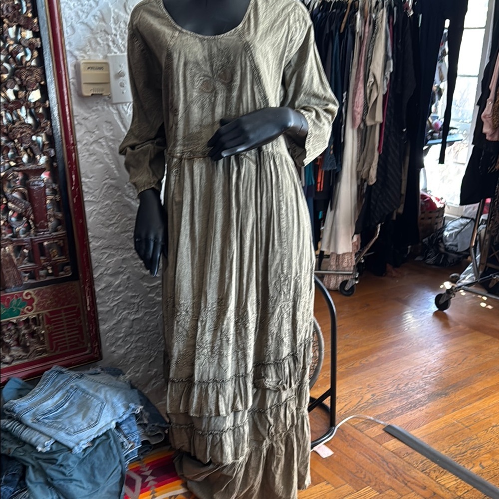 Elegant Olive Green Maxi Dress